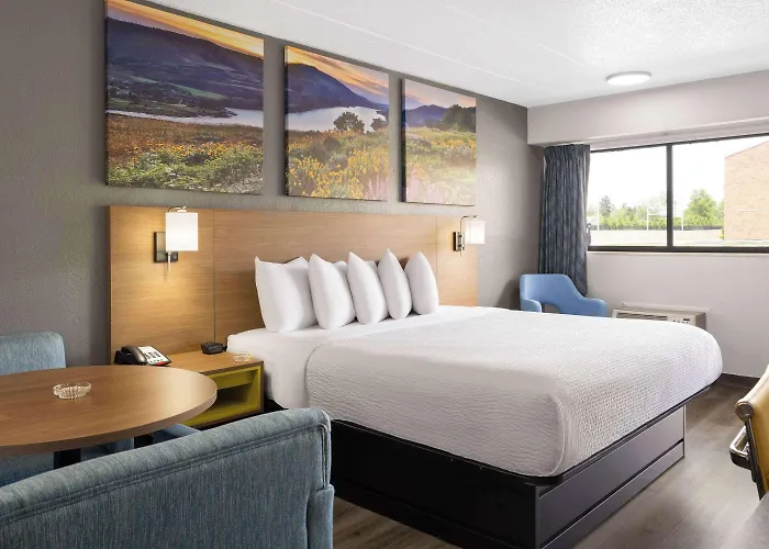 Hotel Days By Wyndham Worthington