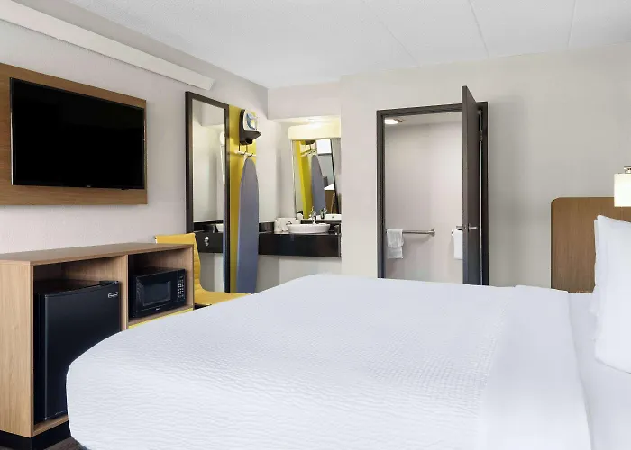 Hotel Days By Wyndham Worthington
