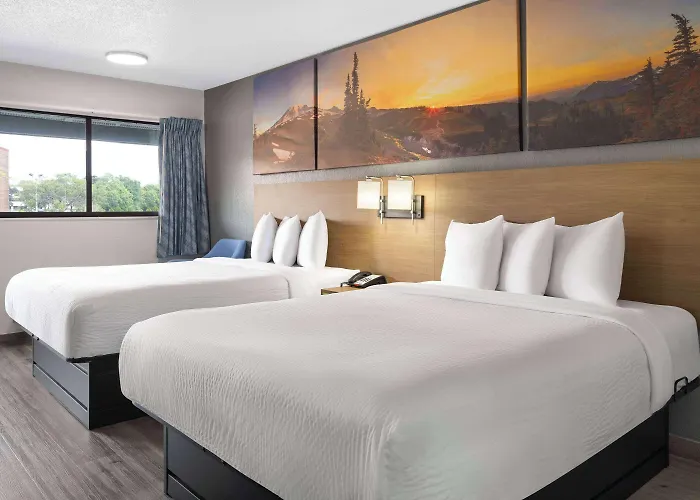Days By Wyndham Worthington Hotel 2*